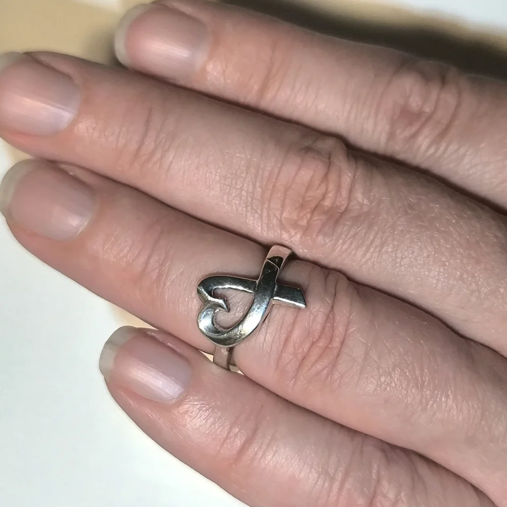 Tiffany & Co. Paloma Picasso Loving Heart Sterling Silver Ring